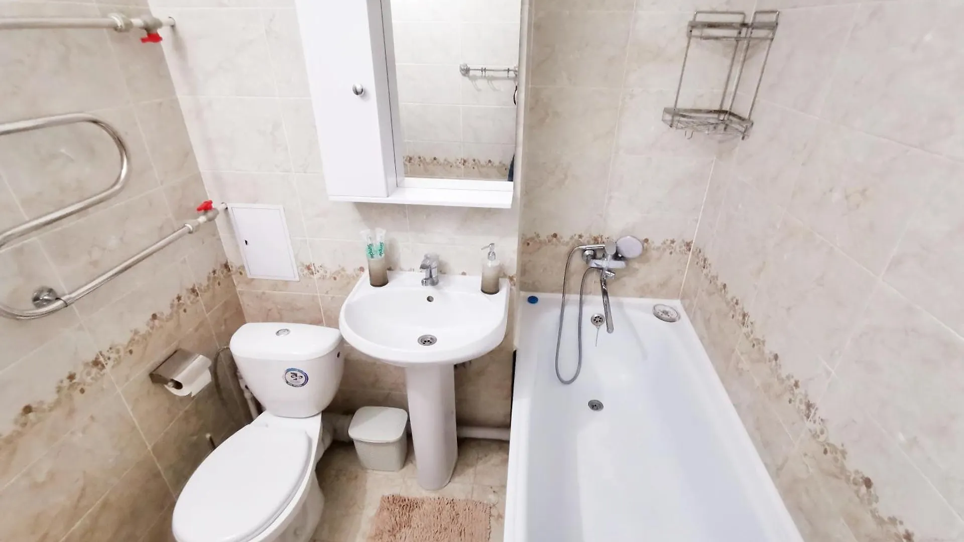 Apartament Dzhetysuskaya 4 Ałma Ata