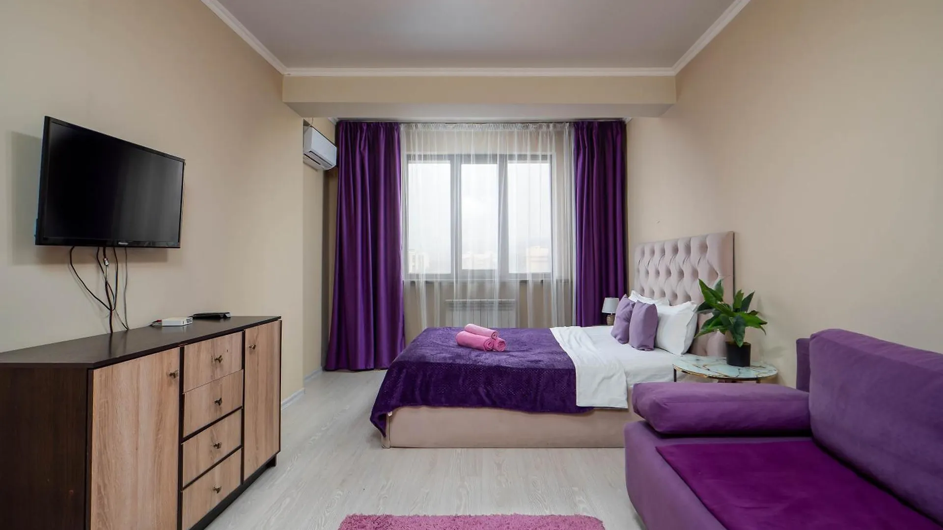 Apartament Dzhetysuskaya 4 Ałma Ata